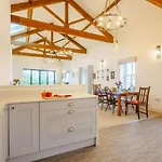 2 Bed In Askam-in-furness Oc-88651 Ferienhaus *