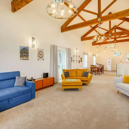 2 Bed In Askam - In - Furness 88651 Holiday home *