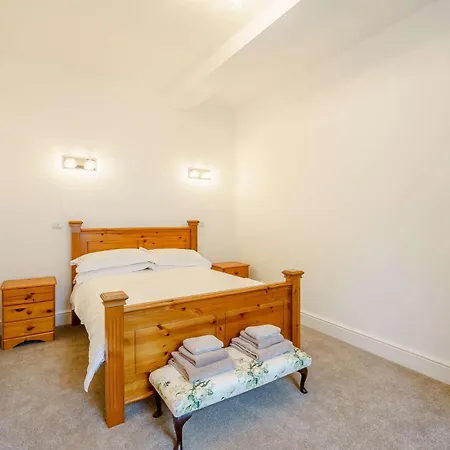 Holiday home 2 Bed In Askam - In - Furness 88651 Ireleth